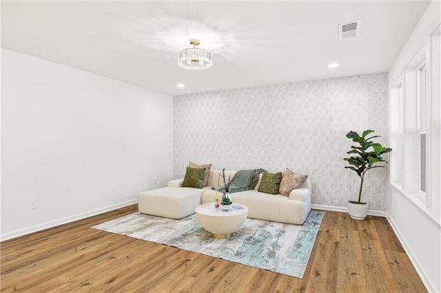 2720 Ivanhoe SE Lane, Smyrna, GA 30082