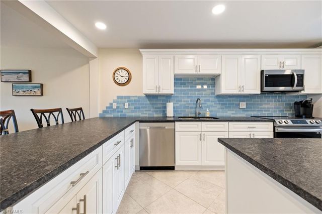 843 SE 46th LN # 6, Cape Coral, FL 33904