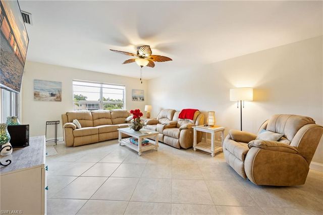 843 SE 46th LN # 6, Cape Coral, FL 33904