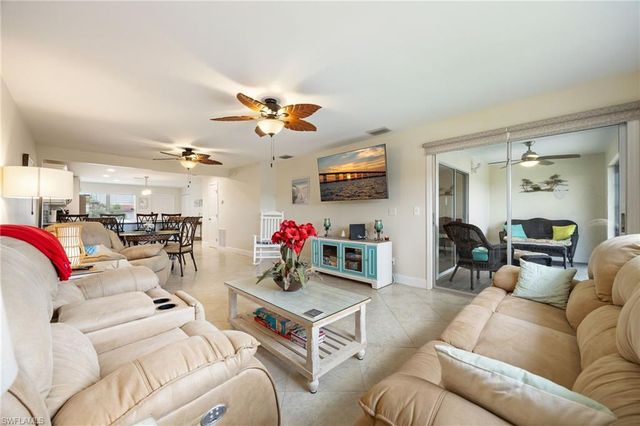 843 SE 46th LN # 6, Cape Coral, FL 33904