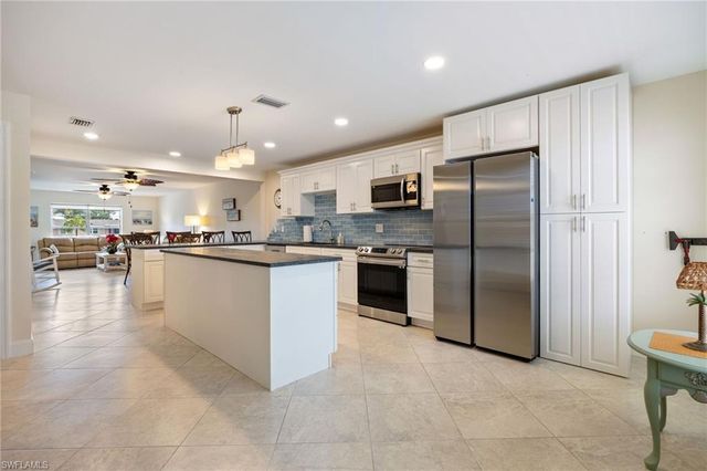 843 SE 46th LN # 6, Cape Coral, FL 33904