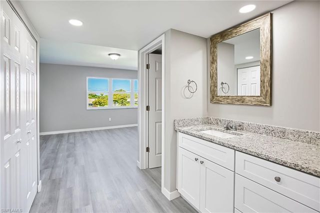 6220 Augusta DR 311, Fort Myers, FL 33907