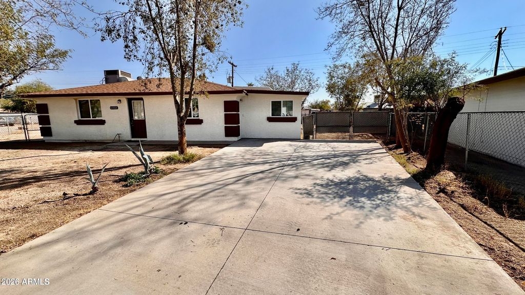 6433 W Fairmount Avenue, Phoenix, AZ 85033 — photo 3
