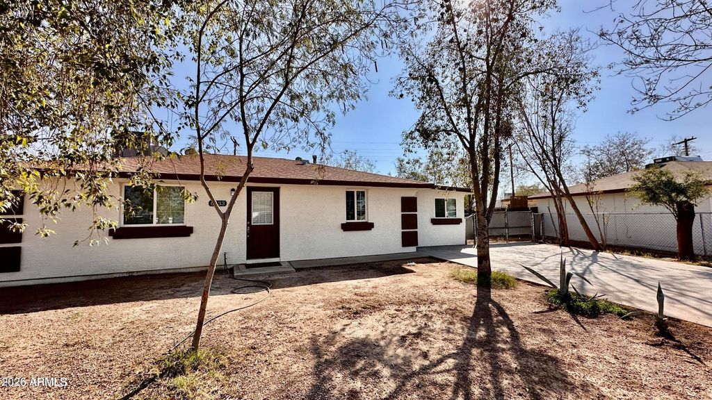 6433 W Fairmount Avenue, Phoenix, AZ 85033 — photo 4