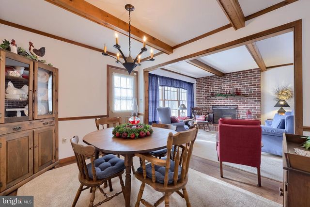 475 LESENTIER LN, Harrisburg, PA 17112