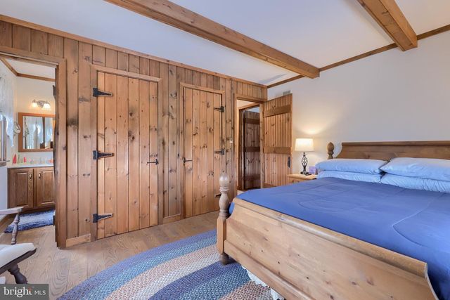 475 LESENTIER LN, Harrisburg, PA 17112