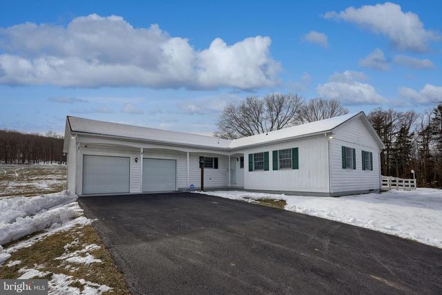 475 LESENTIER LN, Harrisburg, PA 17112