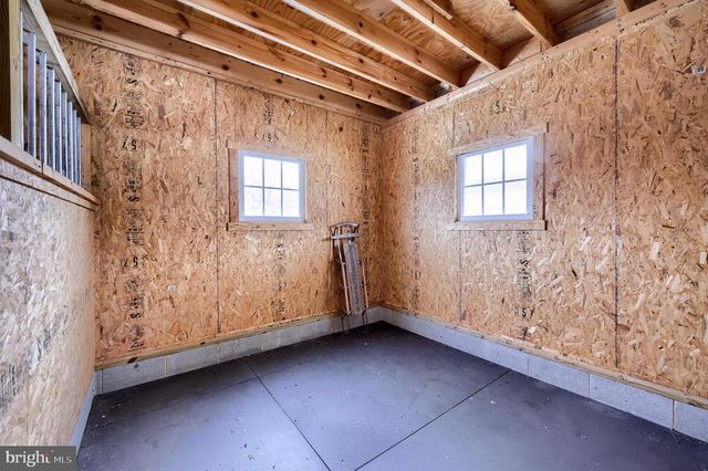 475 LESENTIER LN, Harrisburg, PA 17112