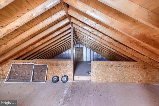 475 LESENTIER LN, Harrisburg, PA 17112