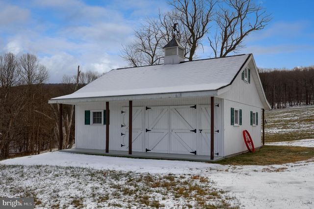 475 LESENTIER LN, Harrisburg, PA 17112