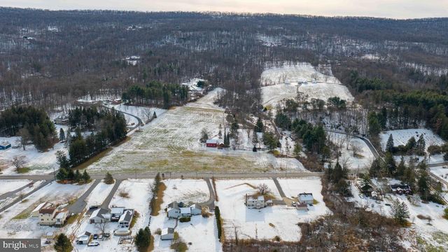 475 LESENTIER LN, Harrisburg, PA 17112