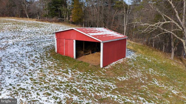 475 LESENTIER LN, Harrisburg, PA 17112