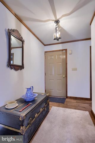 475 LESENTIER LN, Harrisburg, PA 17112