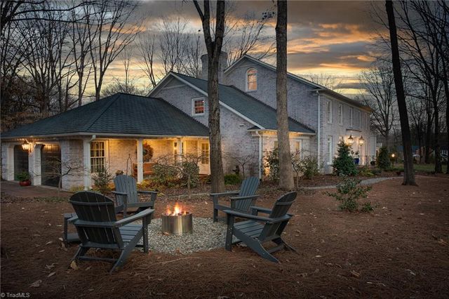 402 Parkmont Drive, Greensboro, NC 27408