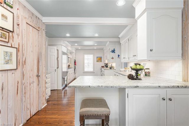 402 Parkmont Drive, Greensboro, NC 27408