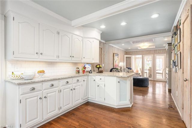 402 Parkmont Drive, Greensboro, NC 27408