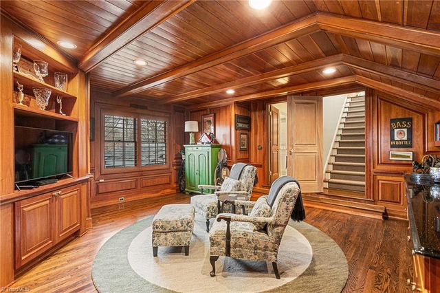 402 Parkmont Drive, Greensboro, NC 27408