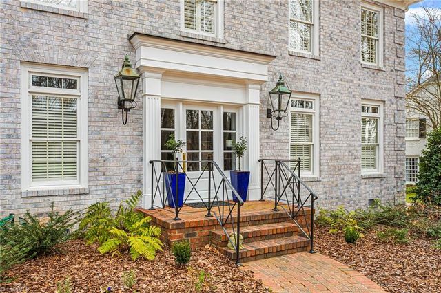 402 Parkmont Drive, Greensboro, NC 27408