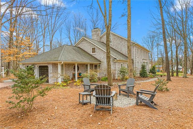 402 Parkmont Drive, Greensboro, NC 27408