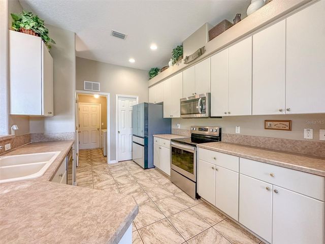 5300 TREASURE VIEW WAY, Leesburg, FL 34748