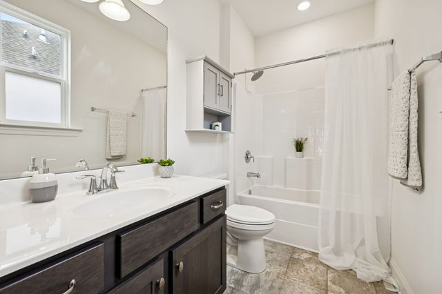 447 Rangeland Rd, Spring Hill, TN 37174