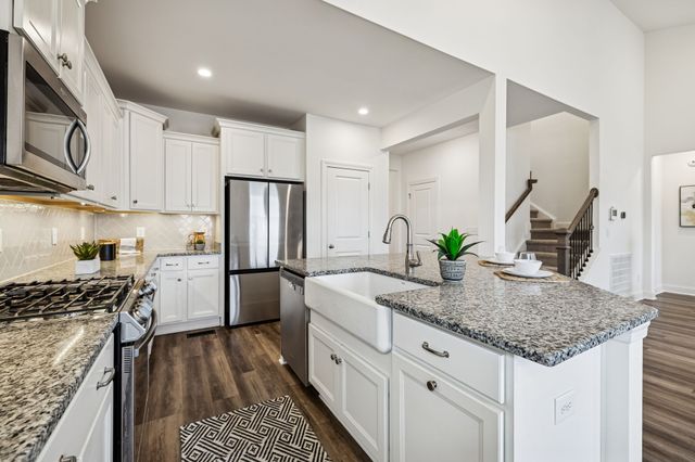 447 Rangeland Rd, Spring Hill, TN 37174