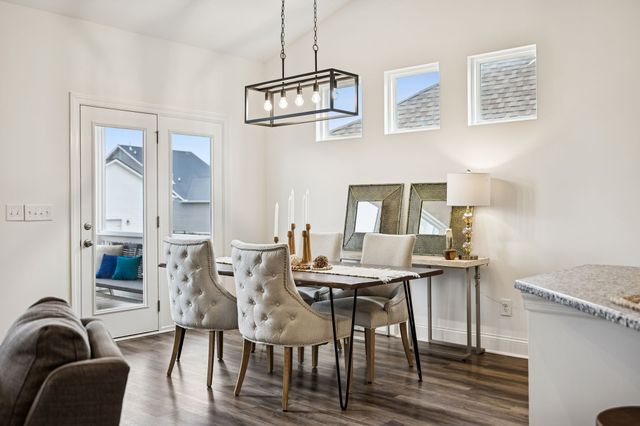 447 Rangeland Rd, Spring Hill, TN 37174