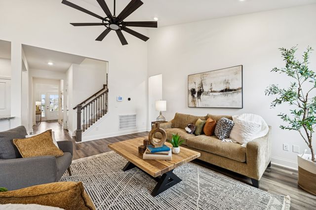 447 Rangeland Rd, Spring Hill, TN 37174