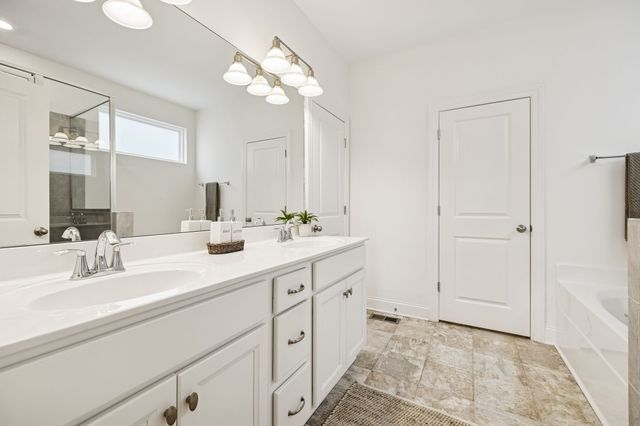 447 Rangeland Rd, Spring Hill, TN 37174