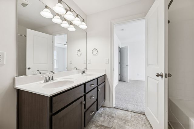 447 Rangeland Rd, Spring Hill, TN 37174