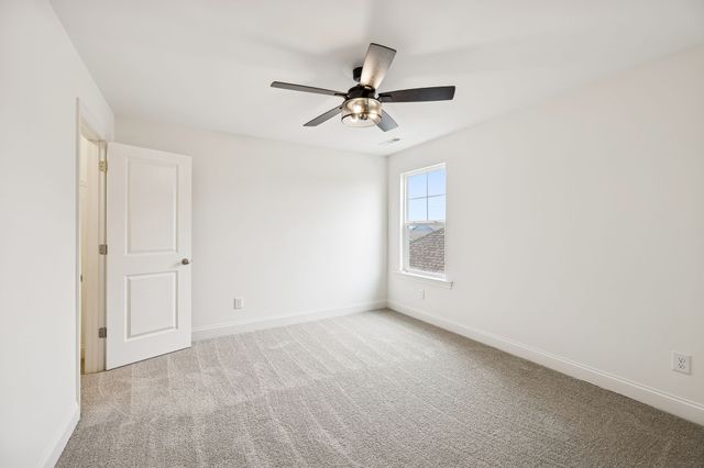 447 Rangeland Rd, Spring Hill, TN 37174