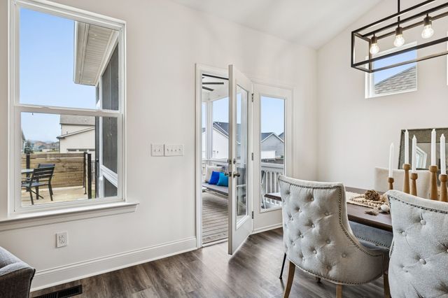 447 Rangeland Rd, Spring Hill, TN 37174