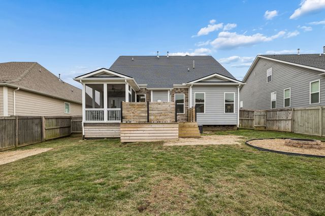 447 Rangeland Rd, Spring Hill, TN 37174