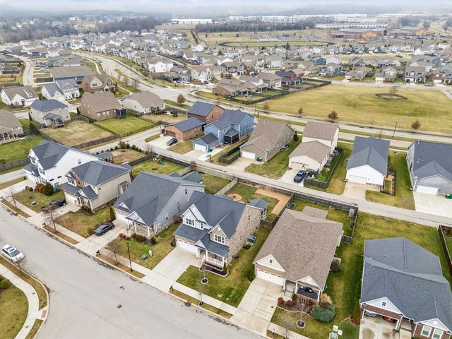 447 Rangeland Rd, Spring Hill, TN 37174