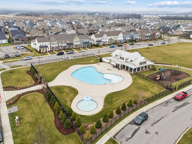 447 Rangeland Rd, Spring Hill, TN 37174