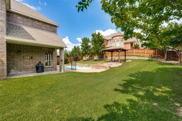 500 Castlewood Drive, Mckinney, TX 75071