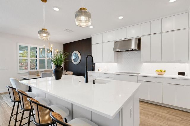 2524 COBALT SHORES LANE, Clearwater, FL 33761