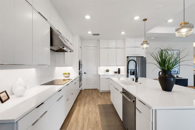 2524 COBALT SHORES LANE, Clearwater, FL 33761