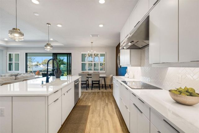 2524 COBALT SHORES LANE, Clearwater, FL 33761