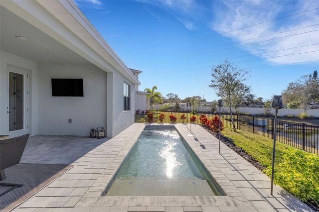 2524 COBALT SHORES LANE, Clearwater, FL 33761