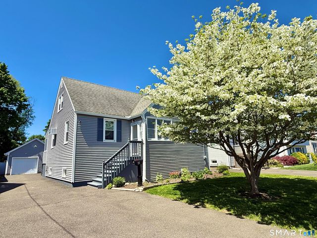 15 Rosedale Terrace, Stratford, CT 06614