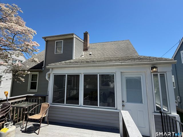 15 Rosedale Terrace, Stratford, CT 06614