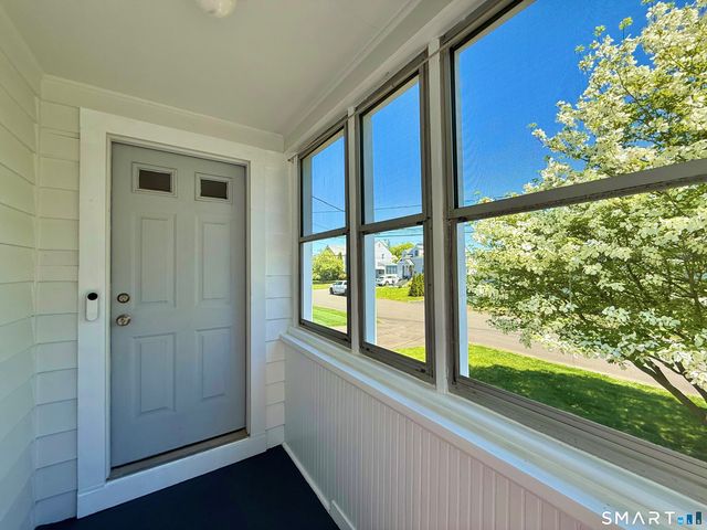 15 Rosedale Terrace, Stratford, CT 06614