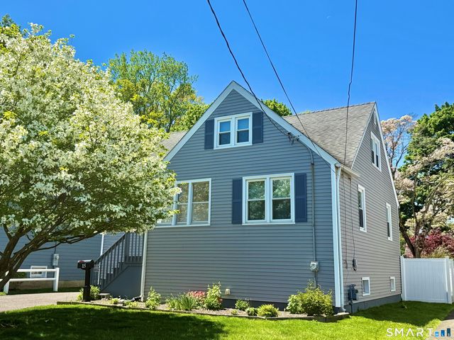 15 Rosedale Terrace, Stratford, CT 06614