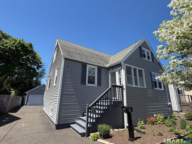 15 Rosedale Terrace, Stratford, CT 06614