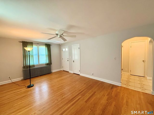 15 Rosedale Terrace, Stratford, CT 06614