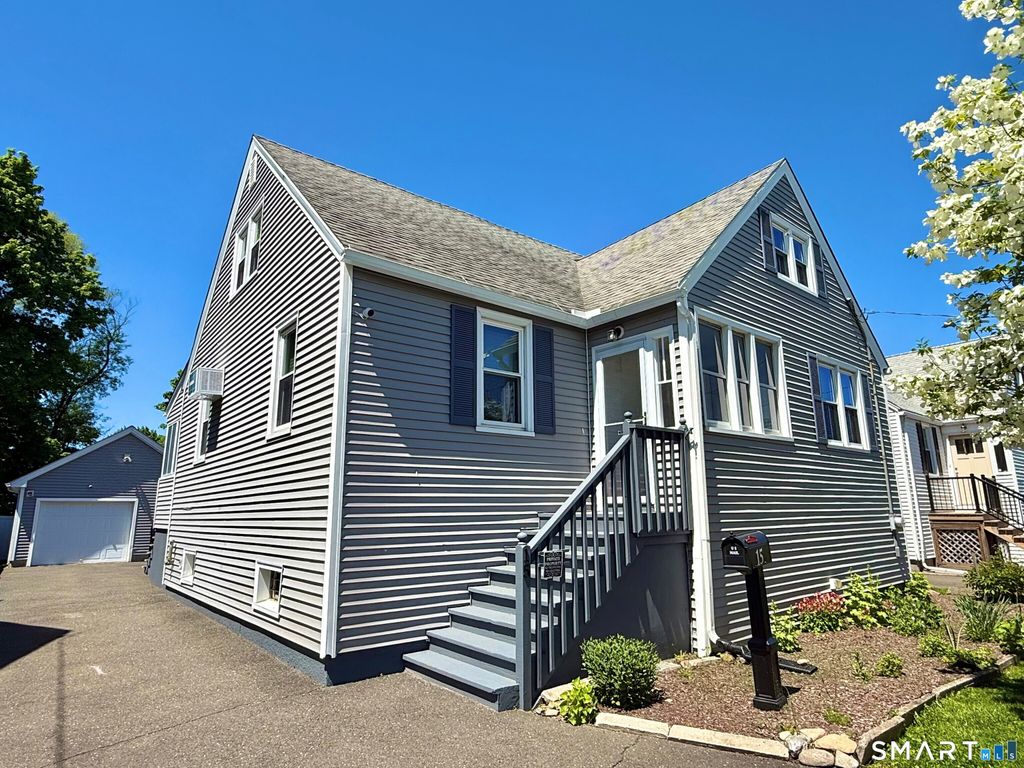 15 Rosedale Terrace, Stratford, CT 06614