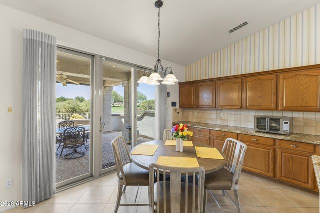 15905 W CLEAR CANYON Drive, Surprise, AZ 85374