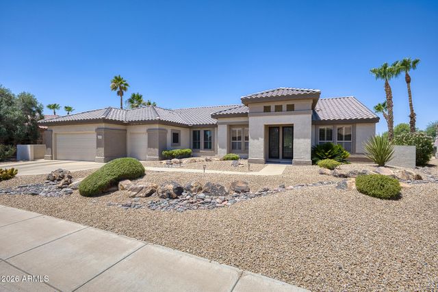 15905 W CLEAR CANYON Drive, Surprise, AZ 85374