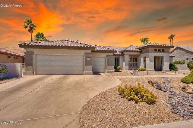 15905 W CLEAR CANYON Drive, Surprise, AZ 85374